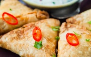 indian-spicy-vegetable-samosa indian-spicy-vegetable-samosa